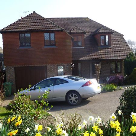 Woodpeckers Cottage B&B Pett ภายนอก รูปภาพ