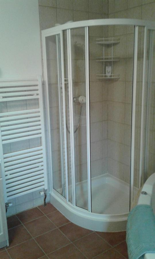 Woodpeckers Cottage B&B Pett ภายนอก รูปภาพ
